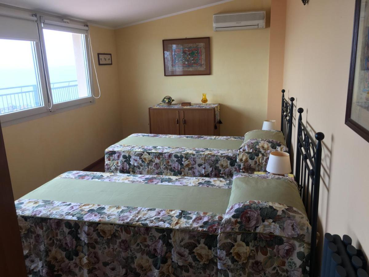 Europa Guest House Catania Eksteriør billede